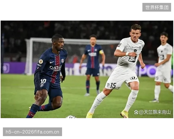 登贝莱顶住压力罚入关键点球，帮助巴黎将比赛拖入加时。